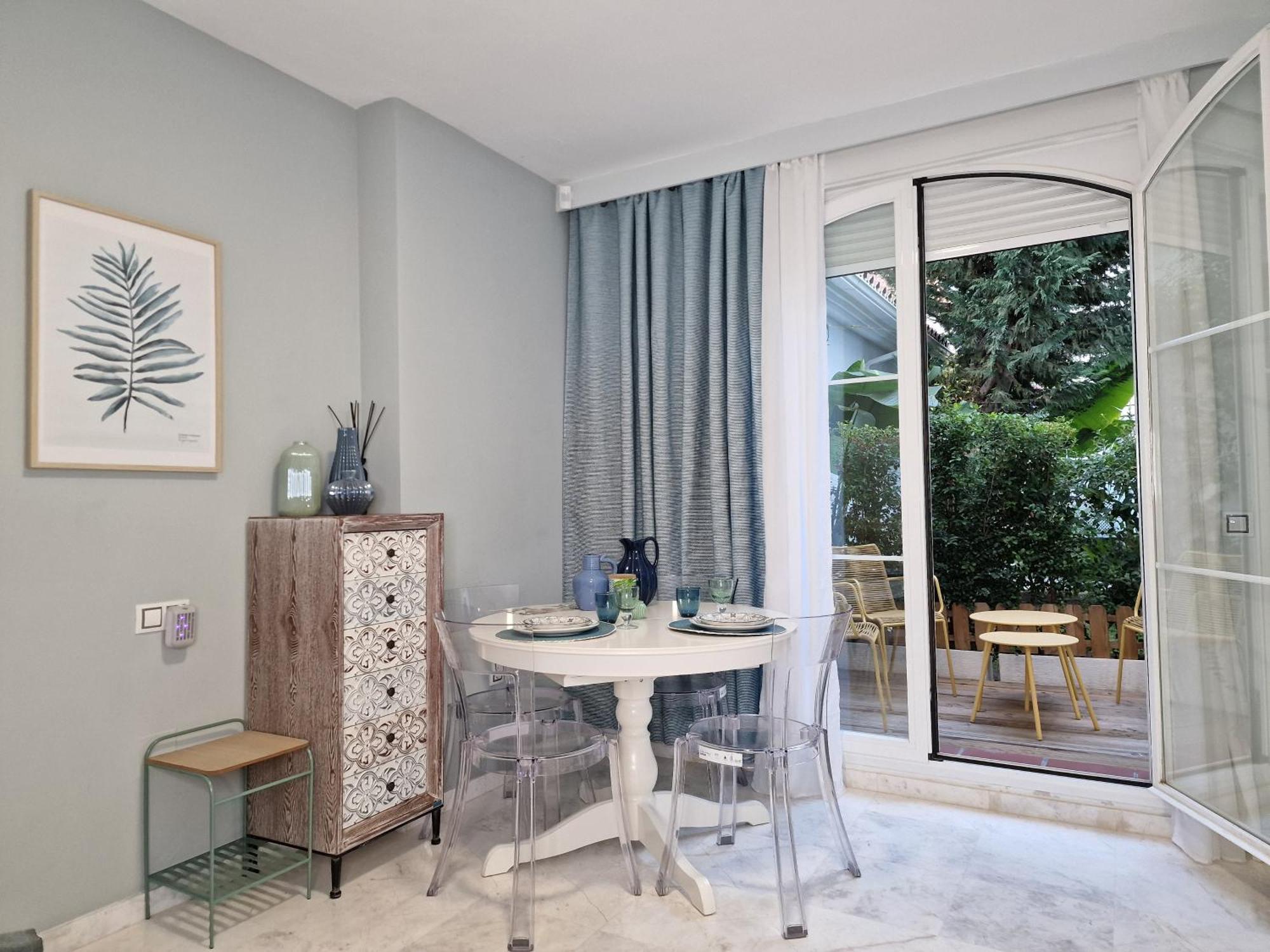 Sun & Palms - Cozy Flat In Quiet Neighbourhood With A Great Pool Area Apartment มาลากา ภายนอก รูปภาพ