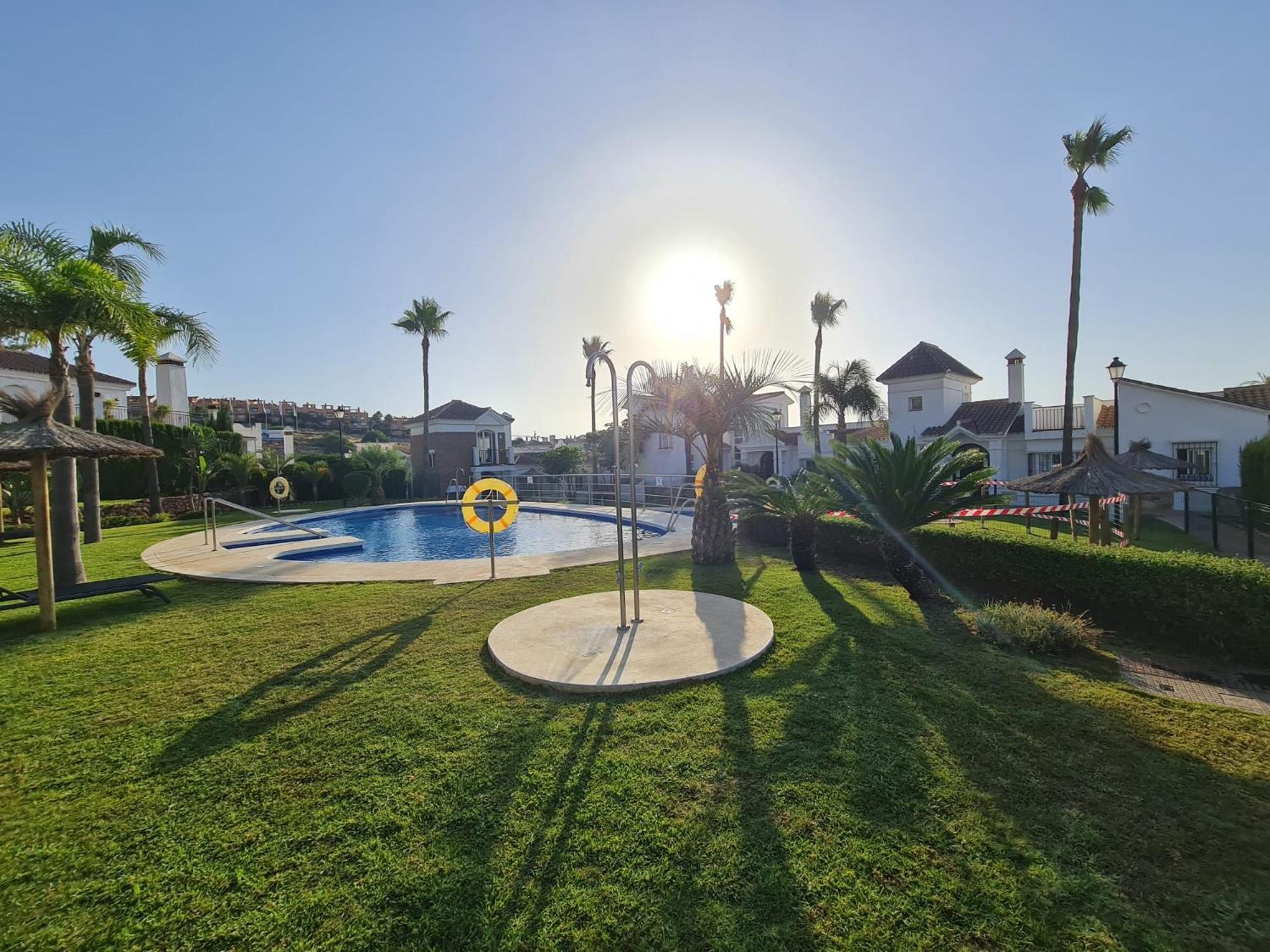 Sun & Palms - Cozy Flat In Quiet Neighbourhood With A Great Pool Area Apartment มาลากา ภายนอก รูปภาพ